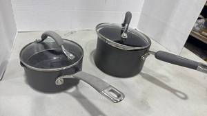 lot 5028 image: Circulon and Kitchen aid pots