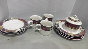 lot 5040 image: Studio nova Palm Desert, 11 pieces