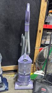 lot 3015 image: Shark Navigator Lift-Away Upright Vacuum - Purple