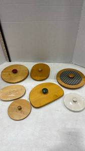 lot 4116 image: Longaberger rounded wooden lids