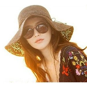 lot 14284 image: Women Foldable Bohemia Wide Brim Roll-up Crocheted Straw Hat Beach Sun Visor Cap for Holiday Travel Coffee