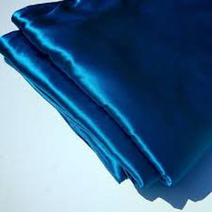 lot 8402 image: Satin Blue Throw Blanket