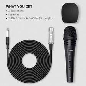 lot 4364 image: Tonor Dynamic Microphone with Cable