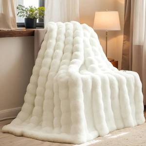 lot 4470 image: H&D Faux Fur Throw Blanket for Couch,Fluffy Cozy Soft Plush Luxury Thick Fuzzy Fleece Blanket for Couch Bed Sofa Bedroom Living Room,Comfy Bubble Blanket (Ivory, Throw (50 x 60))