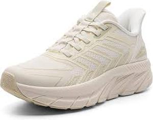 lot 3121 image: Swift White Athletic Running Shoes