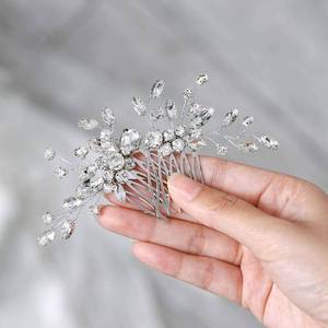lot 4244 image: Unicra Bride Silver Wedding Hair Comb Rhinestone Bridal Headpiece Sparkly Crystal Hair Accessorie for Women and Girls (A-Silver)
