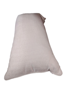lot 5910 image: Callisto Home Waterfowl Feather Pillow Insert