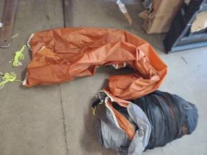 lot 17265 image: Tent Unknown Brand and unknown Size also no Poles