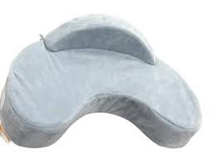 lot 17272 image: Pregnancy Support Body Pillow Nursing