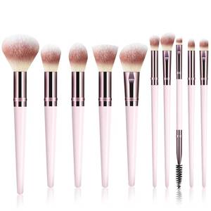 lot 2066 image: Makeup Brush Set, Premium Synthetic 10 PCS Makeup Brushes, Travel Makeup Brush Set with Soft Hairs, Makeup Brushes Set Professional for Blush, Eyeliner, Eyeshadow, Concealer, and Foundation (Pink)