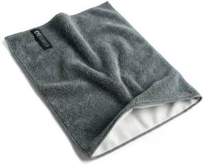 lot 20310 image: Glasses Cleaning Cloth (30 x 20 cm) - Microfiber Cloth for Cleaning Your Glasses, The Display of Your Cell Phone and Laptop as Well as The Lens of Your Camera from EYESHAKER�