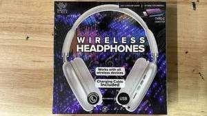 lot 19753 image: Wireless USB Headphones with Charging Cable