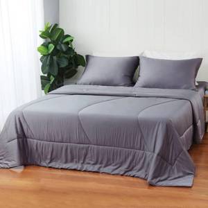 lot 19779 image: Bamboo Viscose All Season ComforterBlanket - Ultra Soft & Breathable Comfort - Perfect Medium Weight for Snuggling Without Overheating - Enjoy Cozy Sleep All Night