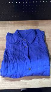 lot 20420 image: Royal Blue Linen Button-Up Shirt Medium
