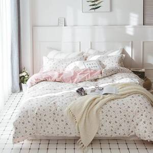 lot 4053 image: VClife Girl Floral Duvet Cover Modern Pink White Duvet Cover Sets Breathable Soft Cotton Bedding Sets with Zipper Closure Durable Wrinkle Resistant Duvet Cover (1 Duvet Cover and 2 Pillowcases)