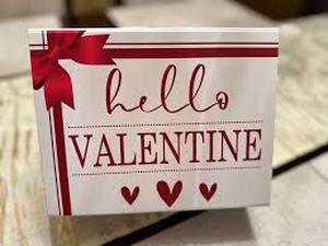 lot 19813 image: Valentines Day Gift Box with Red Hearts