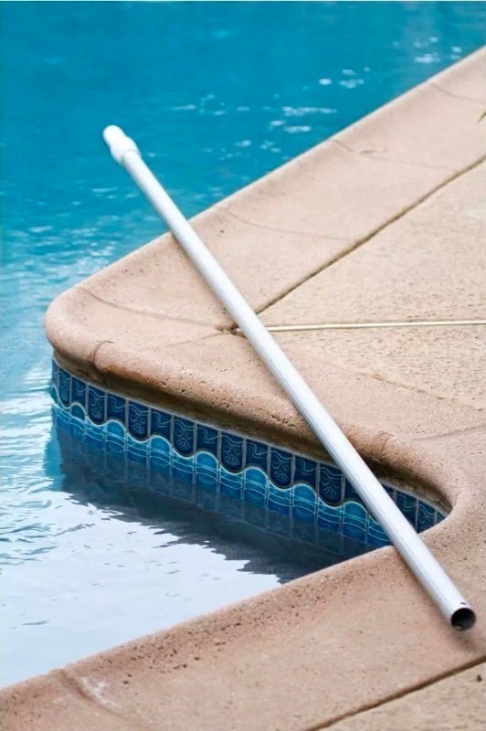 lot 4421088 image: HDX16 ft. x 1 14 in. Dia Anodized Aluminum Telescopic Swimming Pool Pole with External Cam Set - Retail $32