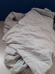 lot 15925 image: Blue-Grey Fitted Twin Size Sheet  - Retail $0