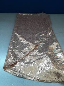 lot 15949 image: Gold Sequin Tree Skirt  - Retail $0