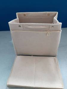 lot 16004 image: Purse Organizer Insert, 10 L x 8 W x 9.5 Tall - Retail $0