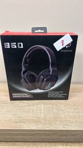 lot 8 image: Onikuma G60 Professional Gaming Headset - Retail $45