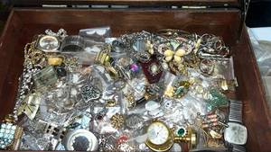 lot 16 image: Mixed Jewelry Lot with Watches - Retail $245