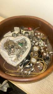 lot 23 image: Mixed Costume Jewelry Lot with Decorative Teak Wooden Bowl - Retail $125