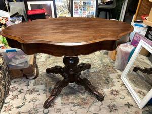 lot 36 image: Italian Baroque Style  Dining Table,  - Retail $1,200