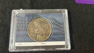lot 53 image: 1922 Peace Silver Dollar Coin in Protective Case