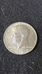 lot 80 image: 1968 Kennedy Half Dollar 40 % silver