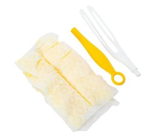 lot 6160 image: Swiffer Dusters Travel Kit