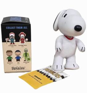 lot 7259 image: Peanuts Blind Box Action Figure and Snoopy Plush