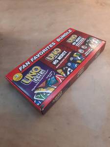 lot 15425 image: UNO Fan Favorites Bundle - 3 Card Games Set