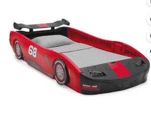 lot 15448 image: Race Car Twin Bed Frame - Retail $164