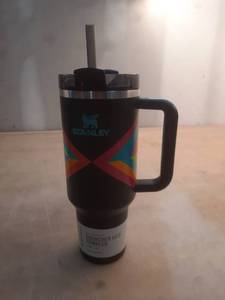 lot 15518 image: Stanley 40 oz. Quencher H2.0 FlowState Tumbler&nbsp Hyper Geo - Retail $90