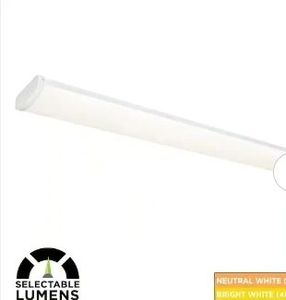 lot 16898 image: 4 ft. 1900-3600 Selectable Lumens, Integrated LED White Wraparound Light, Selectable 3500K 4000K 5000K, 40-Watt, 120V