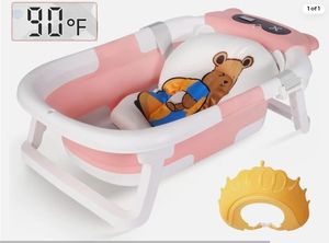 lot 6480 image: Foldable Baby Bath Tub Collapsible Infant Shower Bathtub with Thermometer, Pink