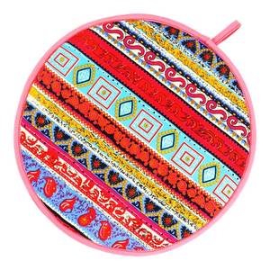 lot 7726 image: Pink Tortilla Warmer Pouch 12 Inches