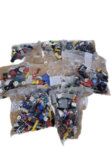 lot 13302 image: Random Assortment of Lego Pieces
