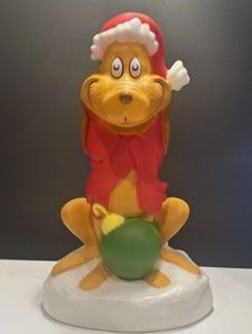 lot 6876 image: GRINCH MAX Christmas LED Blow Mold 19.5 19.5in Santa LIGHTED Outdoor Decor - Retail $55