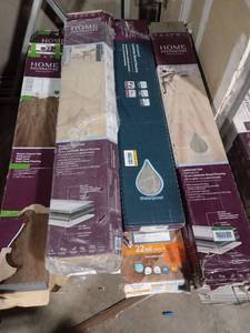 lot 14013 image: Unsorted Flooring boxes- 32 boxes - Retail $350