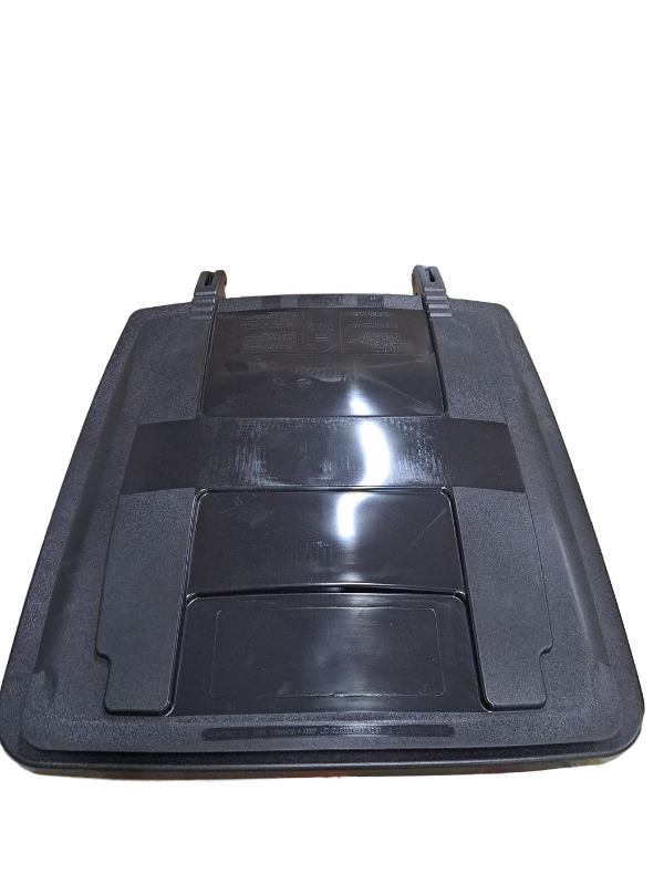 lot 4842 image: Tower CanDo Trash Can Lid 30in x 32in
