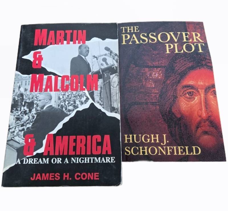 lot 7337 image: Historical Books Bundle - Martin & Malcolm and The Passover Plot