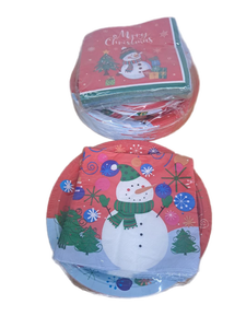 lot 13505 image: Christmas Paper Plate and Napkin Bundle