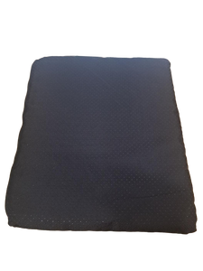 lot 13508 image: 14in x 16.5in Gel Seat Cover 2 Pack