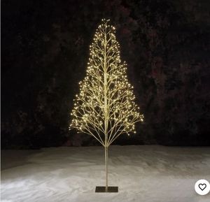 lot 30111 image: Holiday Time 5 Gold Twinkle Starburst Christmas Tree LED 650 Lights Pre-Lit - Retail $90