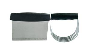 lot 7414 image: Old Home Kitchen 2 PC Baking Tool Set, Pastry Blender and Scraper