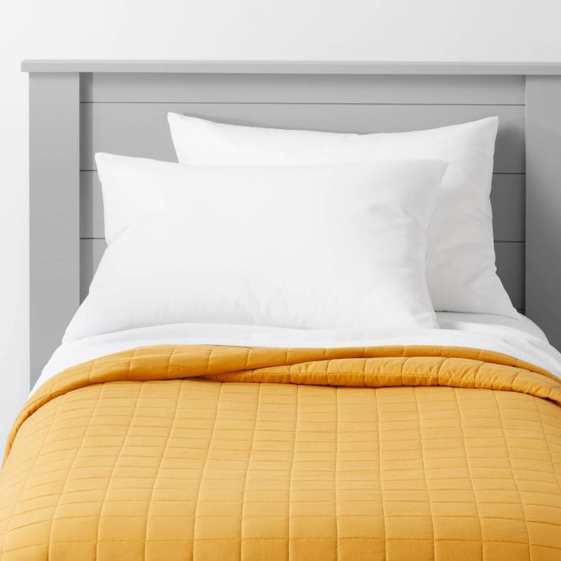 lot 4521 image: Twin Box Stitch Microfiber Kids Quilt Yellow - Pillowfort