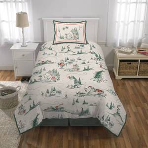 lot 15204 image: The Grinch Quilt and Sham (Size Twin)