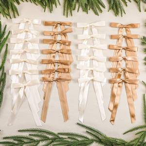 lot 32510 image: 60 Pcs Christmas Tree Bows
